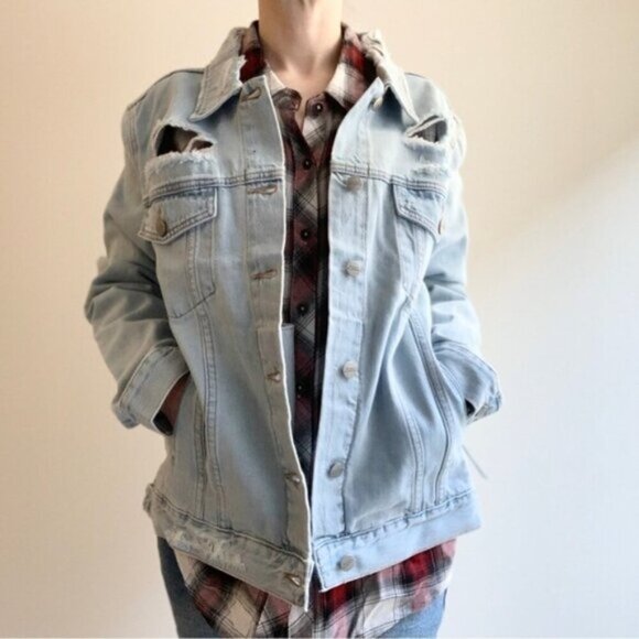 FREE PEOPLE Neon Blonde Denim Jean Jacket Oversized Light Wash Distressed Size S - Picture 9 of 16